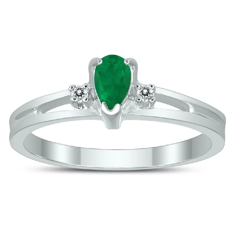 Stamped pattern ring-5X3MM Emerald and Diamond Pear Shaped Open Three Stone Ring in 10K White Gold