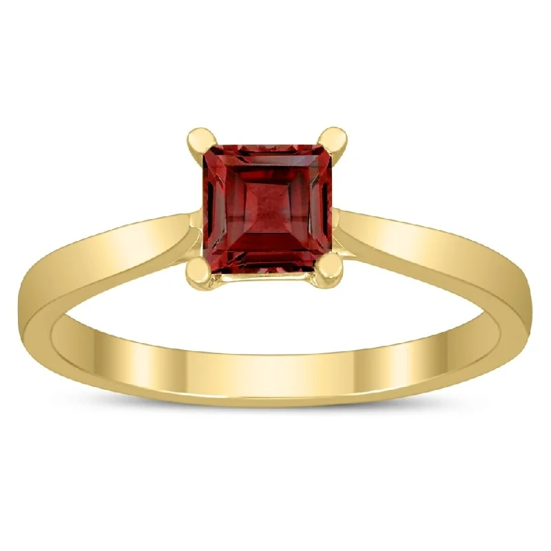 Chestnut husk ring-Square Princess Cut 5MM Garnet Solitaire Ring in 10K Yellow Gold