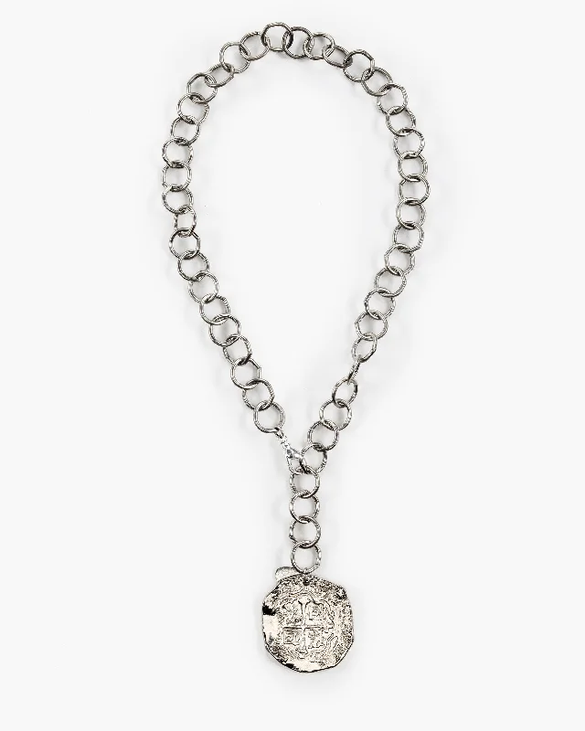 Scored chain necklace-Steinem Large Coin Pendant Necklace